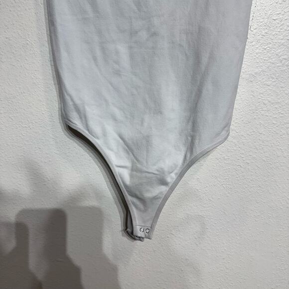 Free People Intimately White Scoop Neck Bodysuit Sz M - Picture 4 of 11